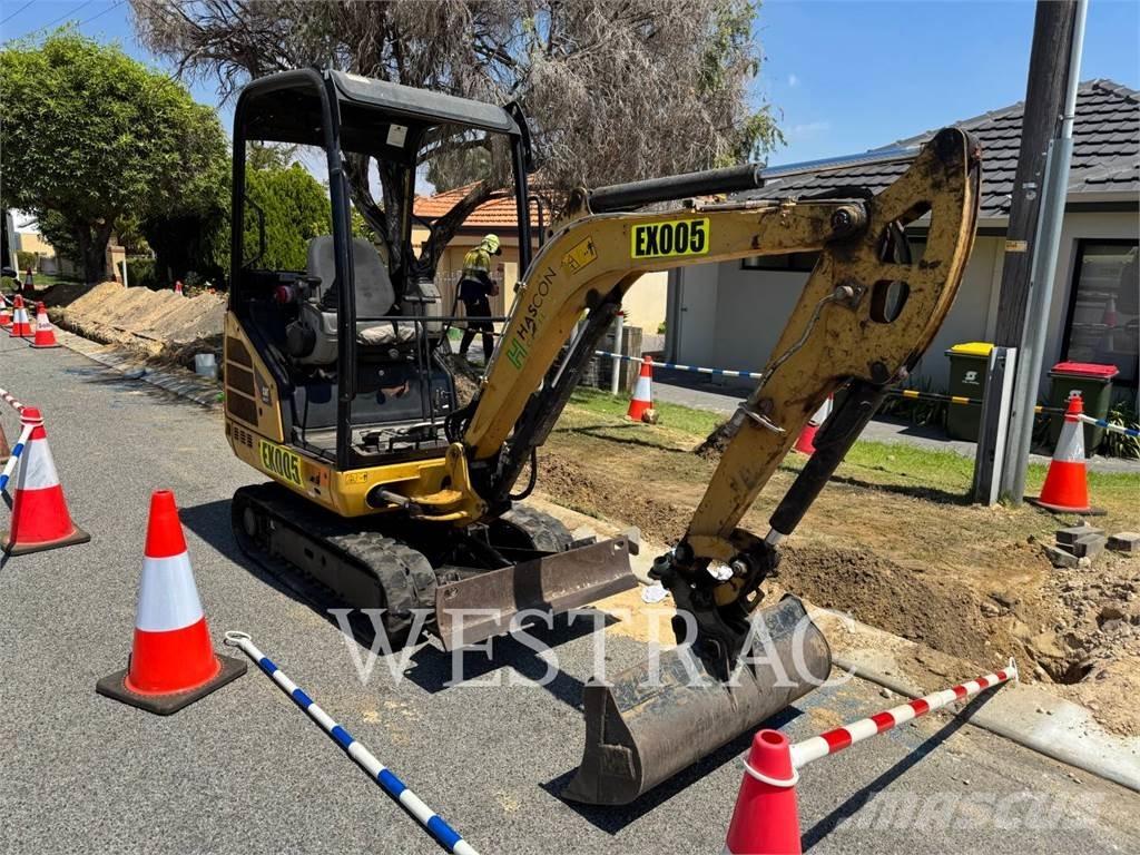 CAT 301.7D Minikoparki