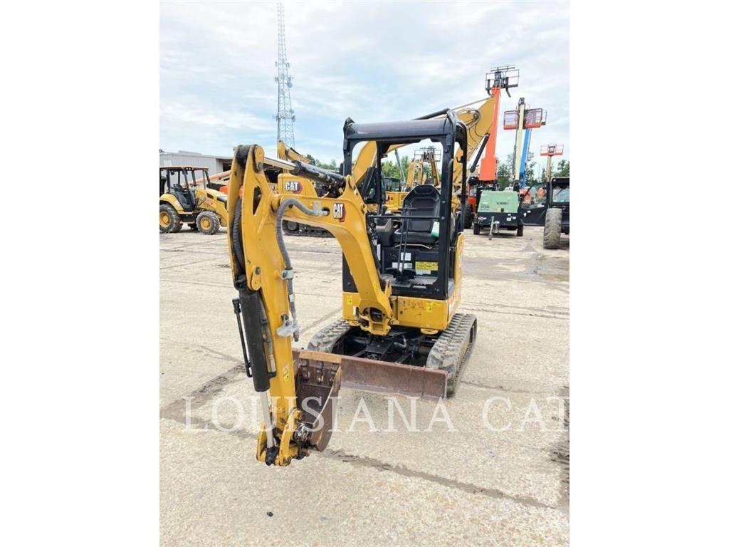 CAT 301.8 Minikoparki