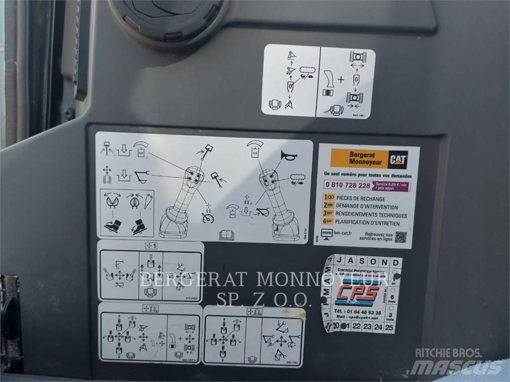 CAT 301.8 Koparki gąsienicowe