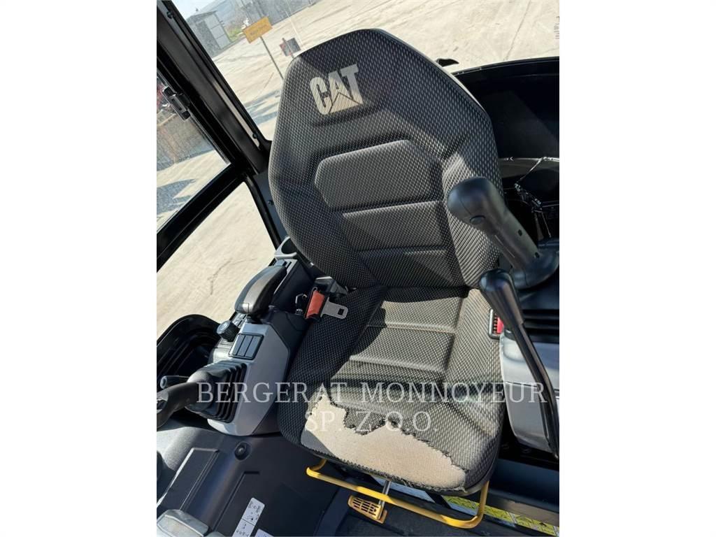 CAT 301.8 Koparki gąsienicowe