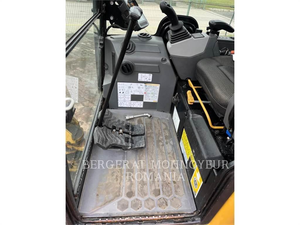 CAT 301.8-05 Koparki gąsienicowe