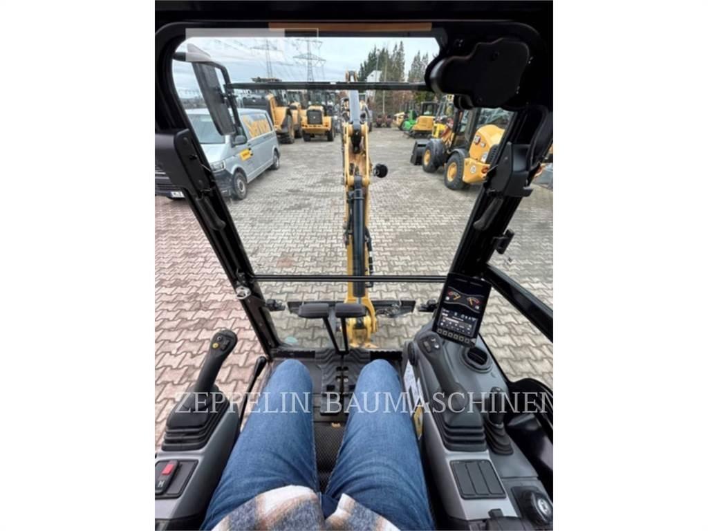 CAT 301.8-05A Koparki gąsienicowe