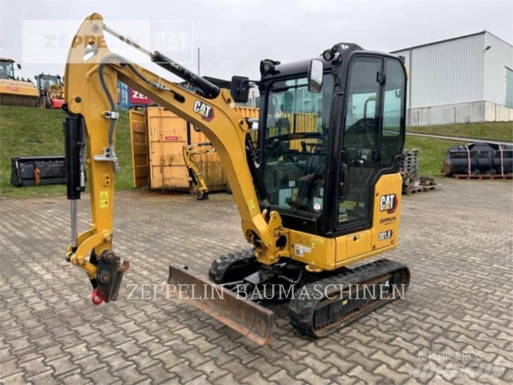 CAT 301.8-05A Koparki gąsienicowe