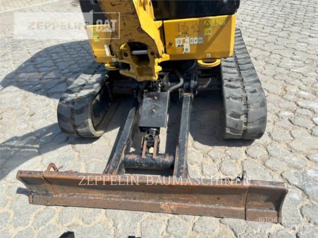 CAT 301.8-05A Koparki gąsienicowe