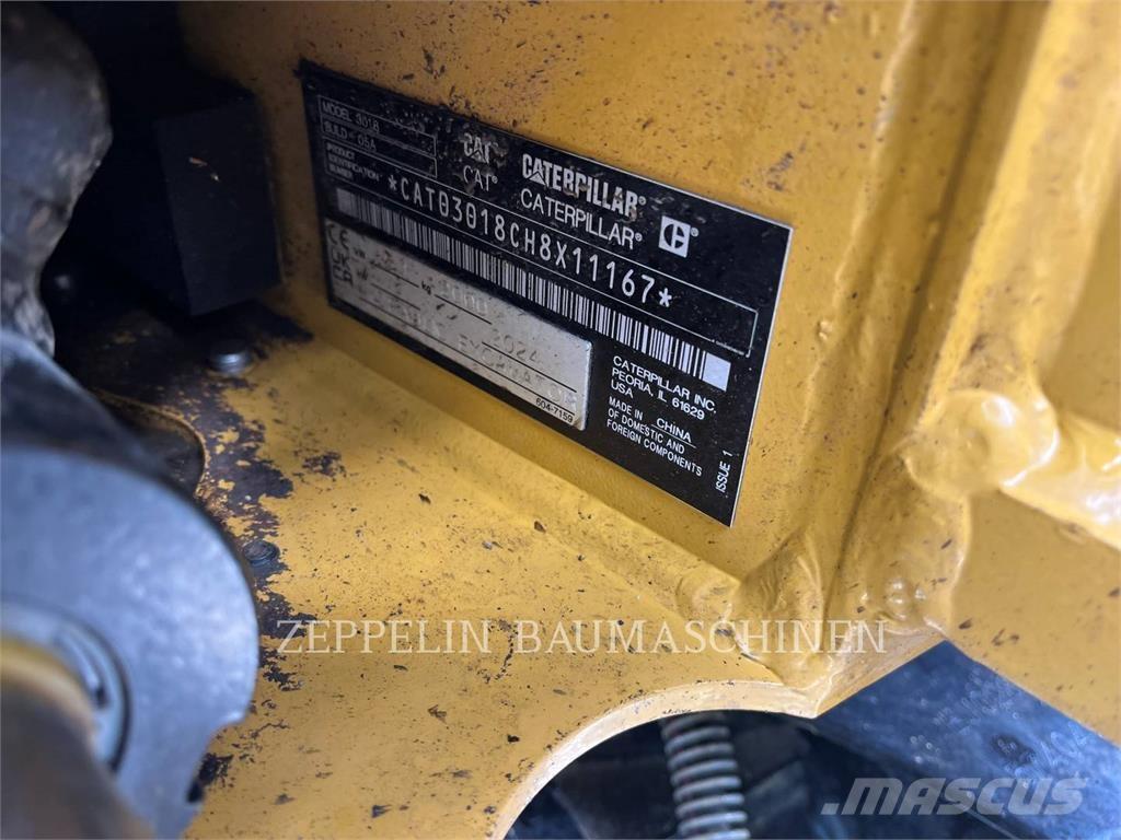 CAT 301.8-05A Koparki gąsienicowe