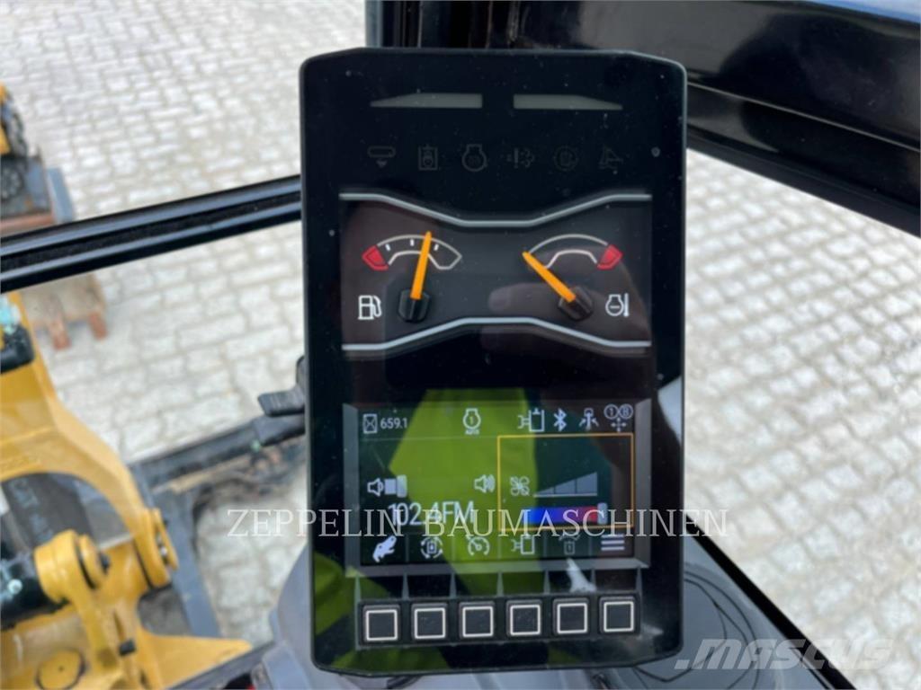 CAT 301.8-05A Koparki gąsienicowe
