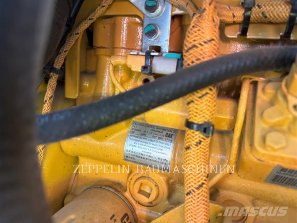 CAT 301.8-05A Koparki gąsienicowe
