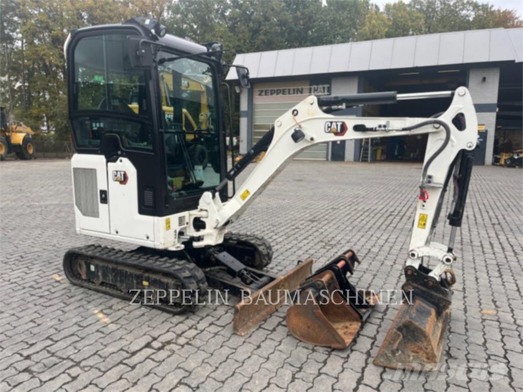 CAT 301.8-05A Koparki gąsienicowe