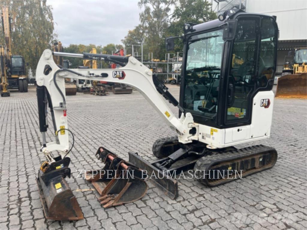 CAT 301.8-05A Koparki gąsienicowe