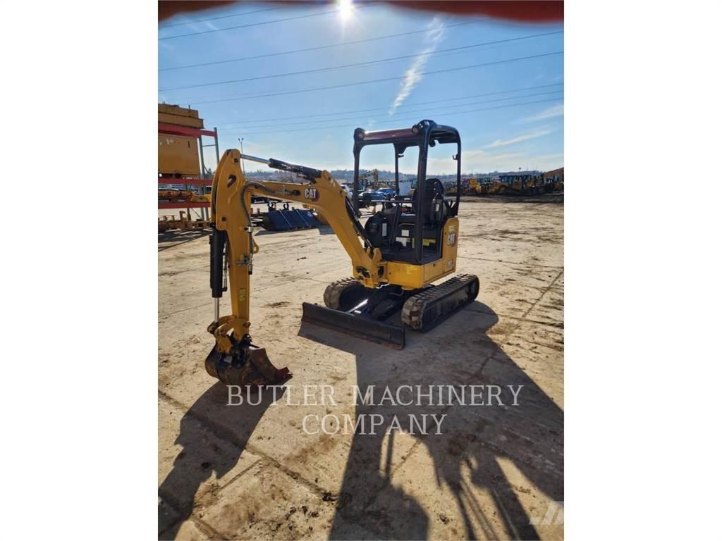 CAT 302-05A CR Koparki gąsienicowe