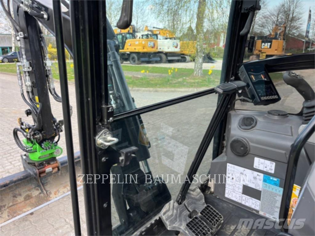 CAT 302-05A CR Koparki gąsienicowe