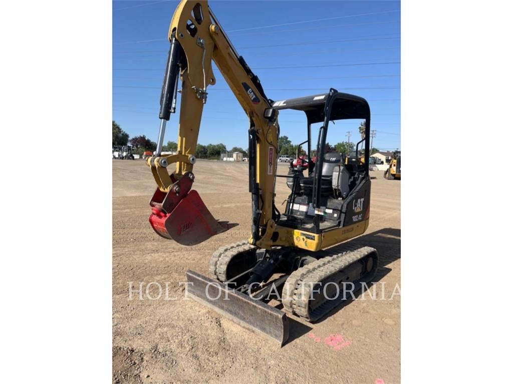 CAT 302.4 Koparki gąsienicowe
