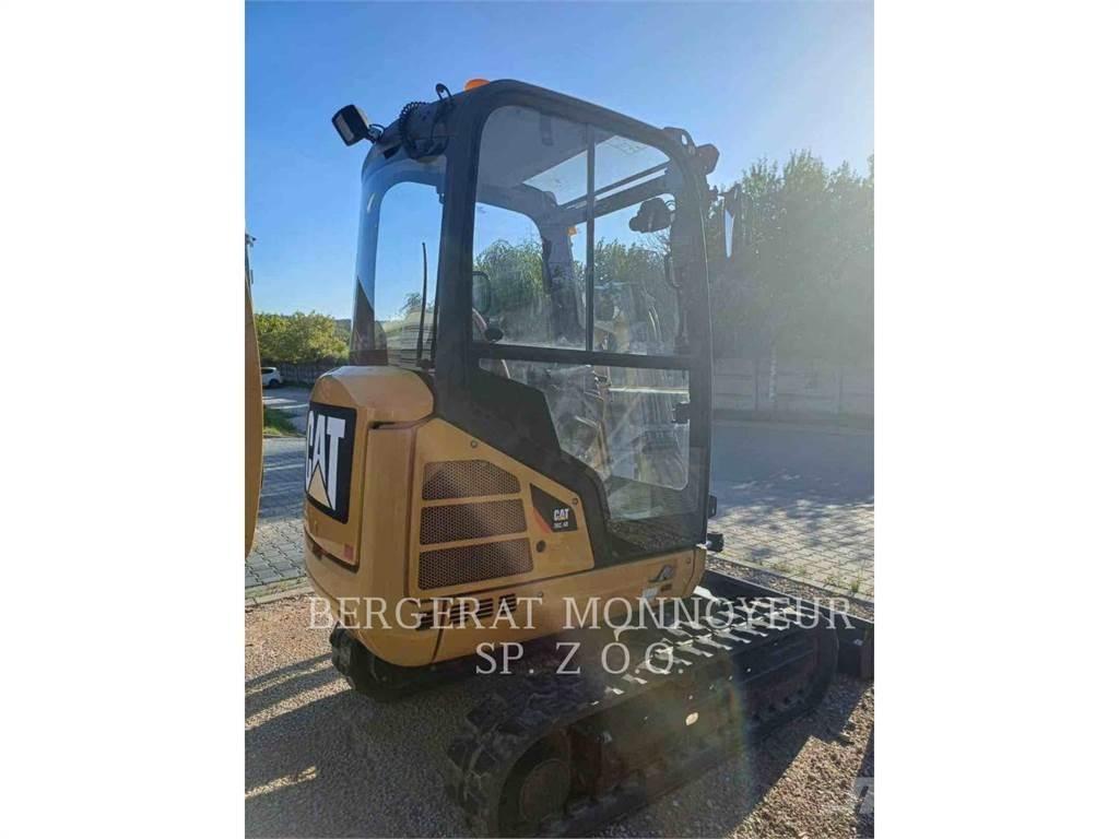 CAT 302.4D Koparki gąsienicowe
