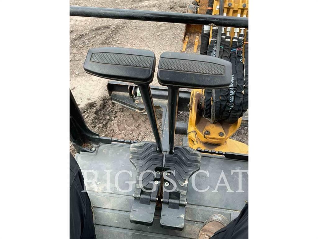 CAT 302.7 Koparki gąsienicowe