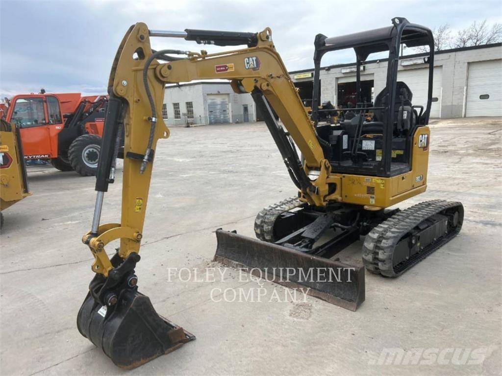 CAT 302.7-07LO Koparki gąsienicowe