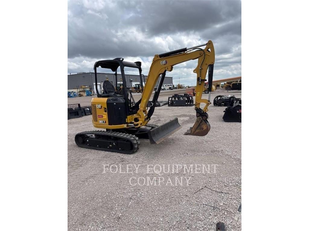 CAT 302.7-07LO Koparki gąsienicowe