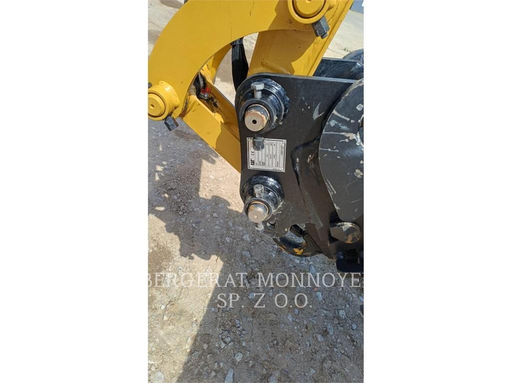 CAT 302.7CR Koparki gąsienicowe
