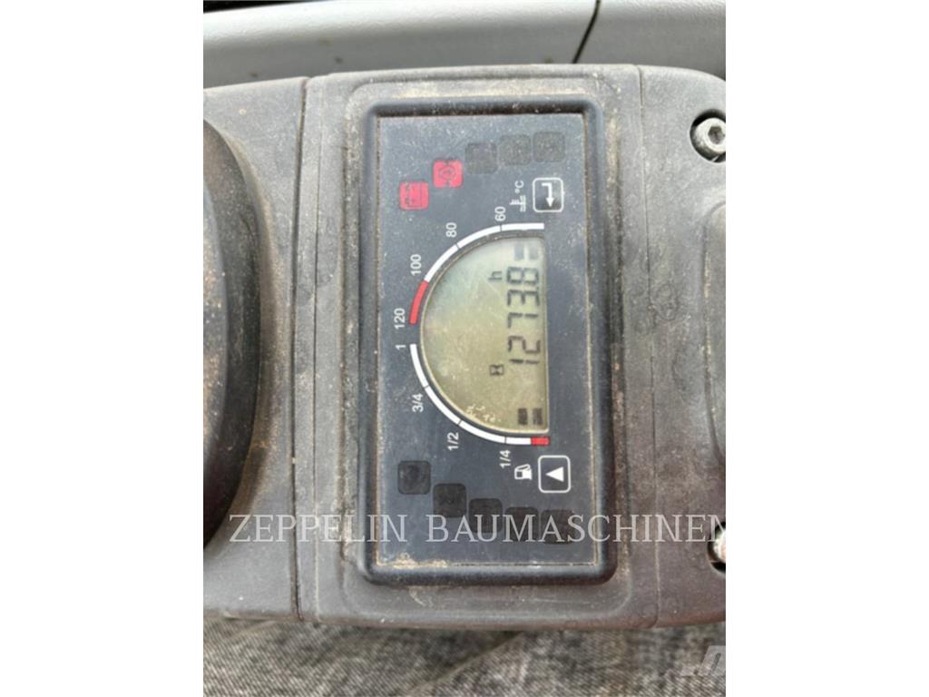 CAT 302.7D Koparki gąsienicowe