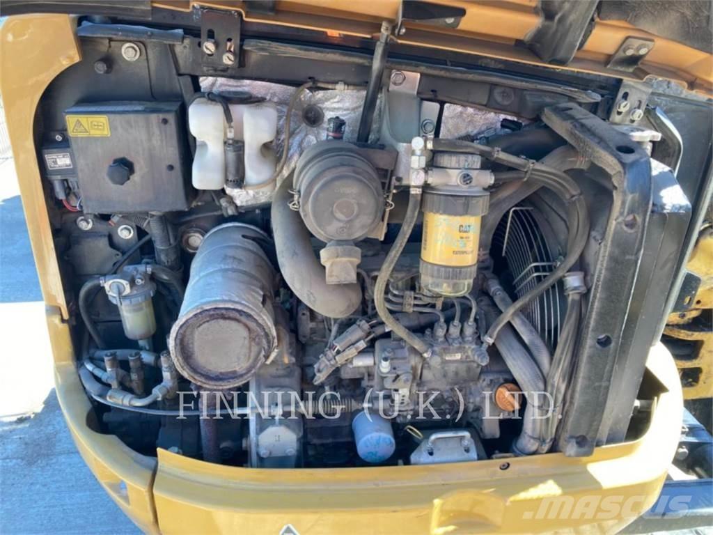 CAT 302.7D CAB Koparki gąsienicowe