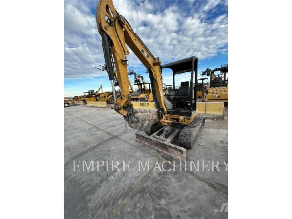 CAT 302.7D CR Koparki gąsienicowe