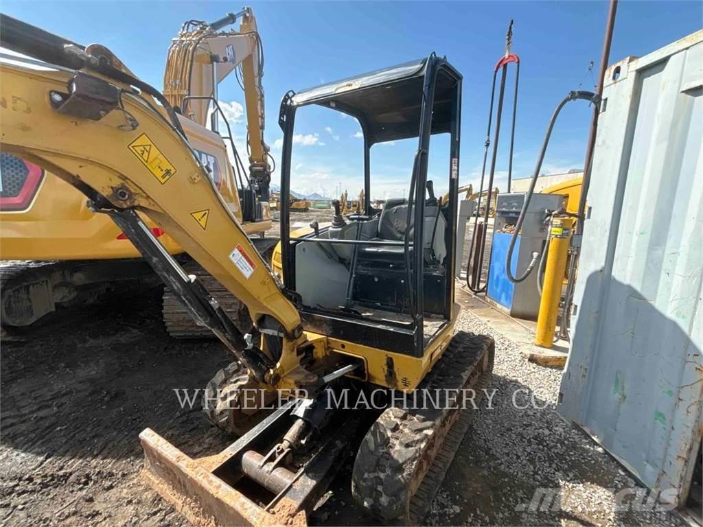 CAT 302.7DC1TH Koparki gąsienicowe