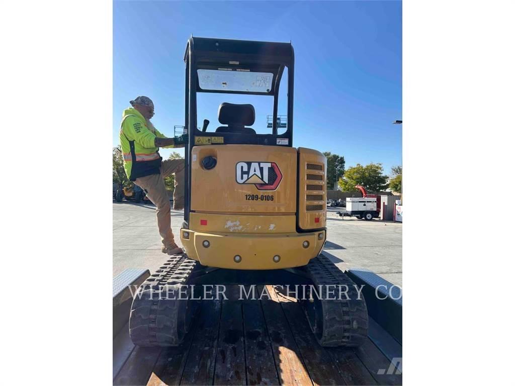 CAT 302.7DC1TH Koparki gąsienicowe