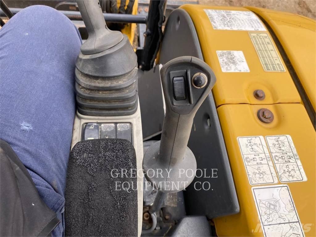 CAT 303.5E2CR Koparki gąsienicowe