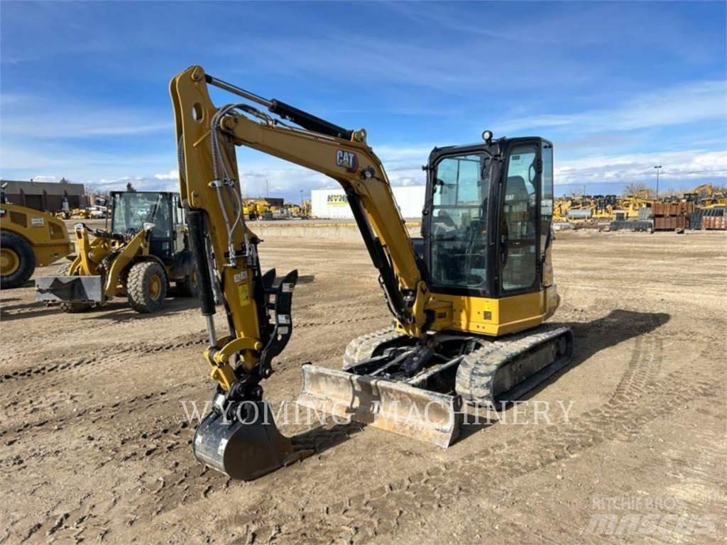 CAT 304 Koparki gąsienicowe