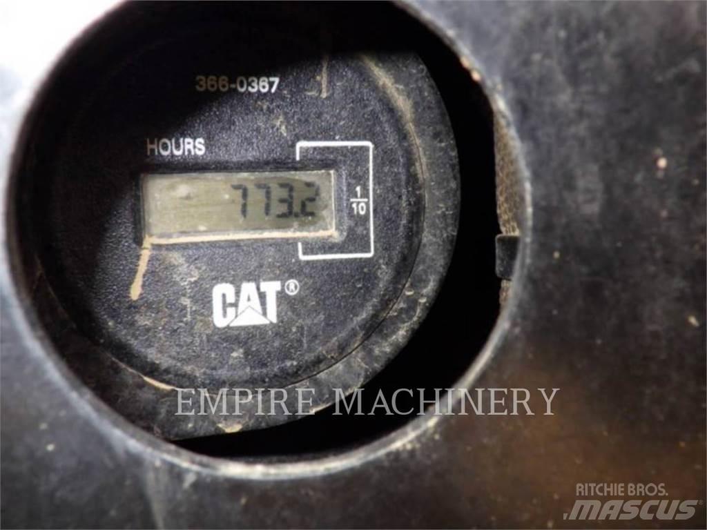 CAT 304E2 Koparki gąsienicowe