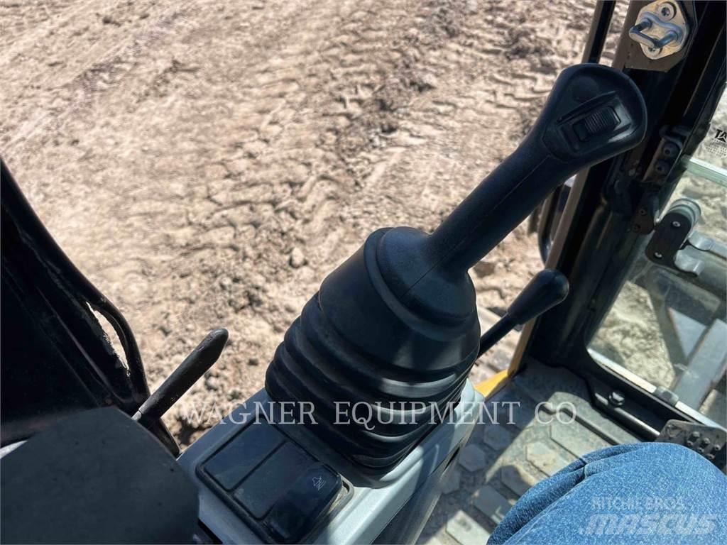 CAT 304E2 Koparki gąsienicowe