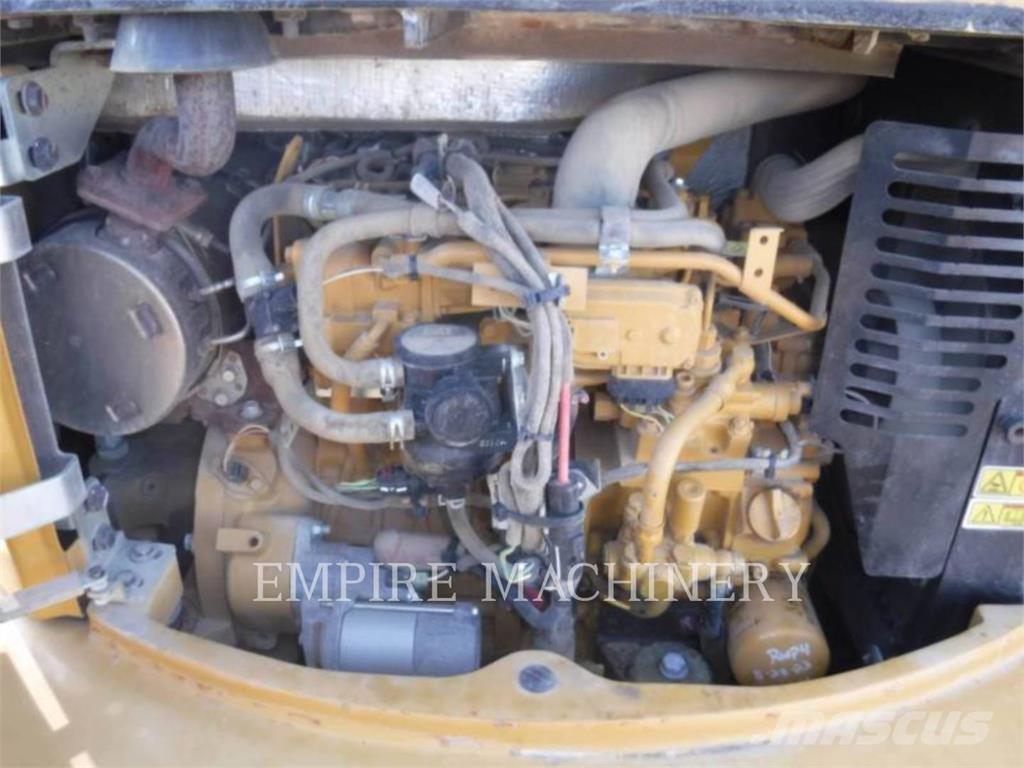 CAT 304E2 Koparki gąsienicowe