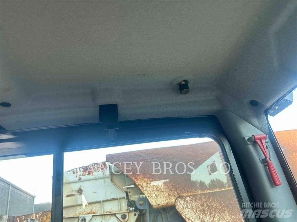 CAT 305E2CR Koparki gąsienicowe