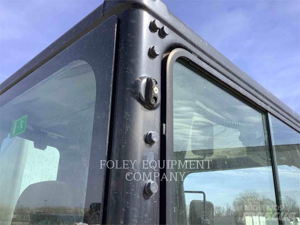 CAT 305ECR Koparki gąsienicowe