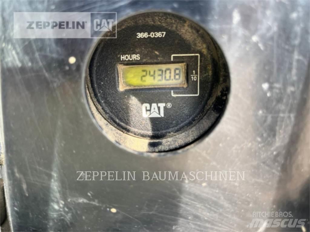 CAT 305ECR Koparki gąsienicowe