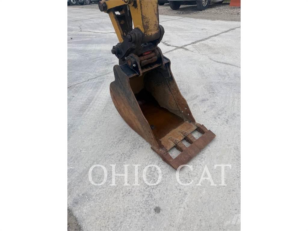CAT 308 Minikoparki