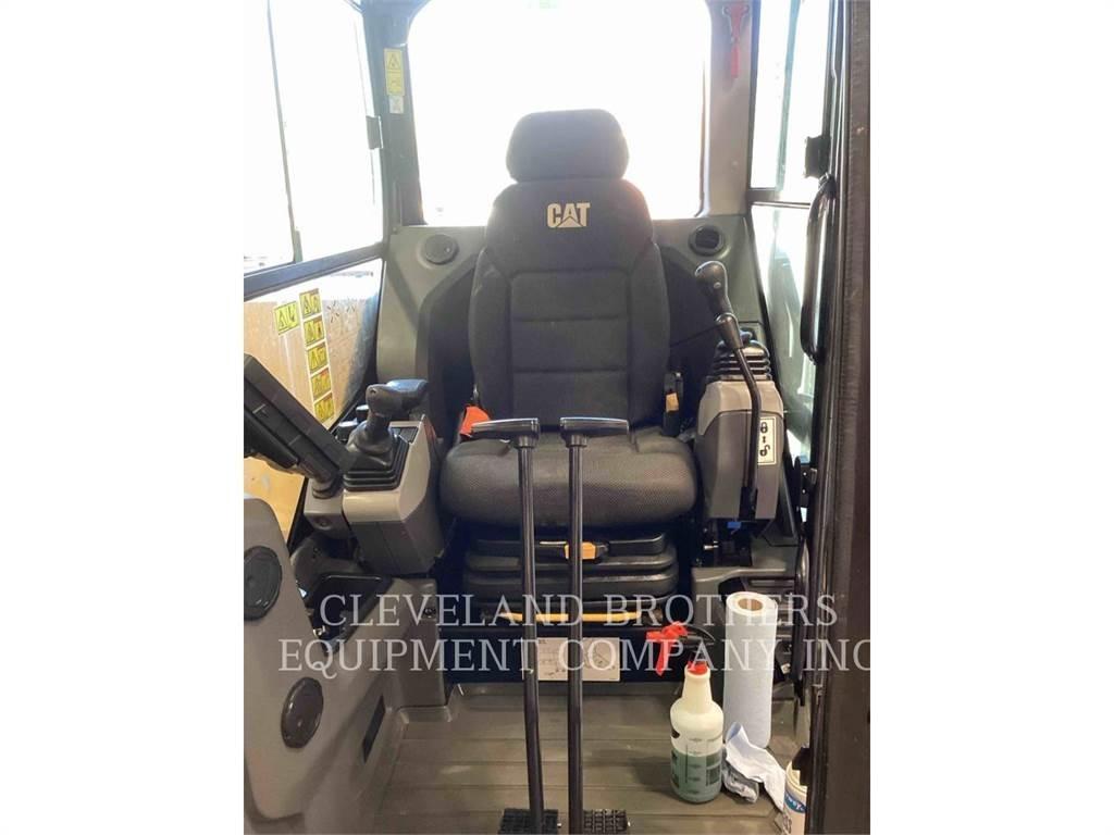 CAT 30807CR Koparki gąsienicowe