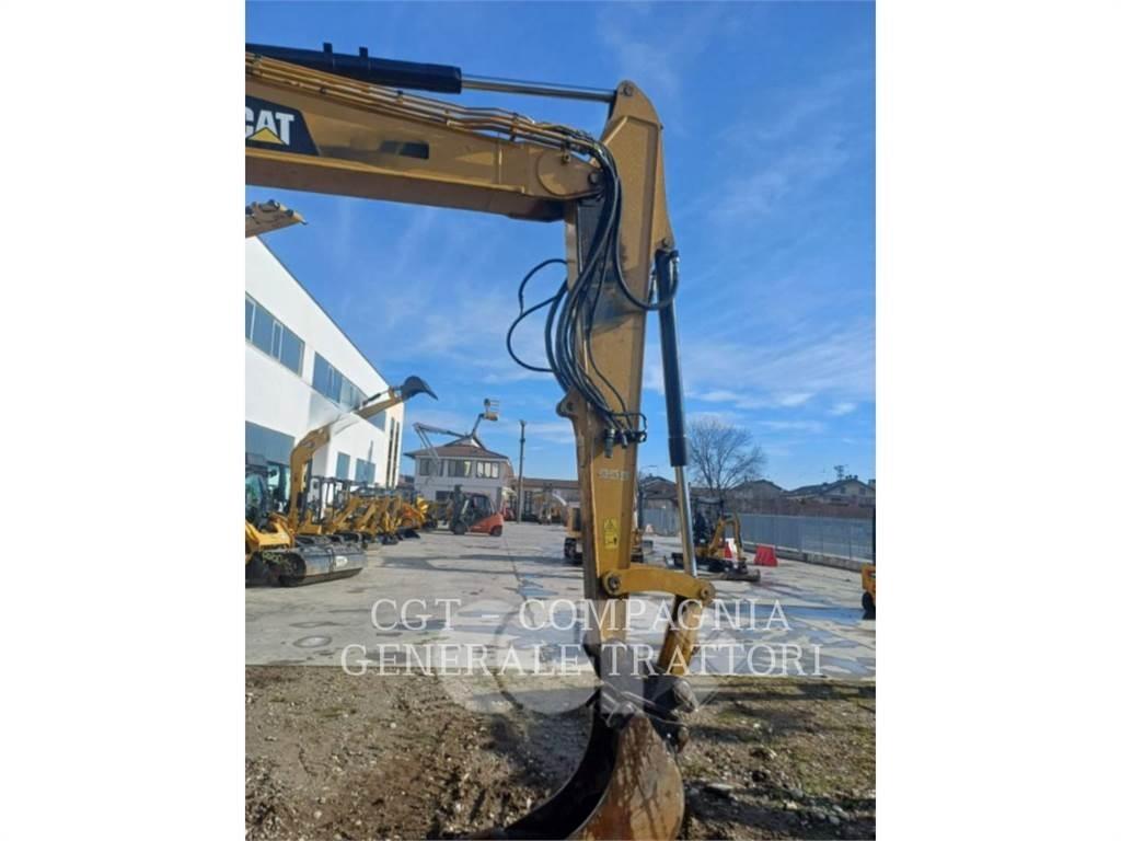 CAT 310 Koparki gąsienicowe
