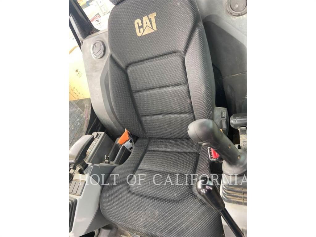 CAT 310 Koparki gąsienicowe