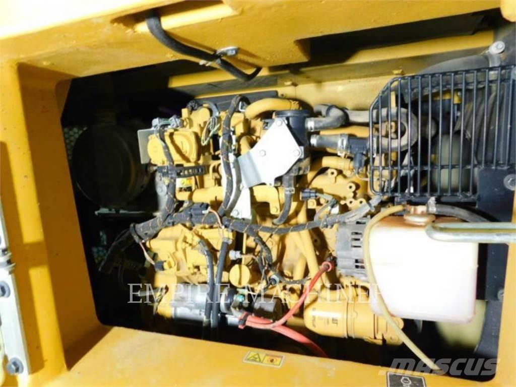 CAT 310-07 Koparki gąsienicowe