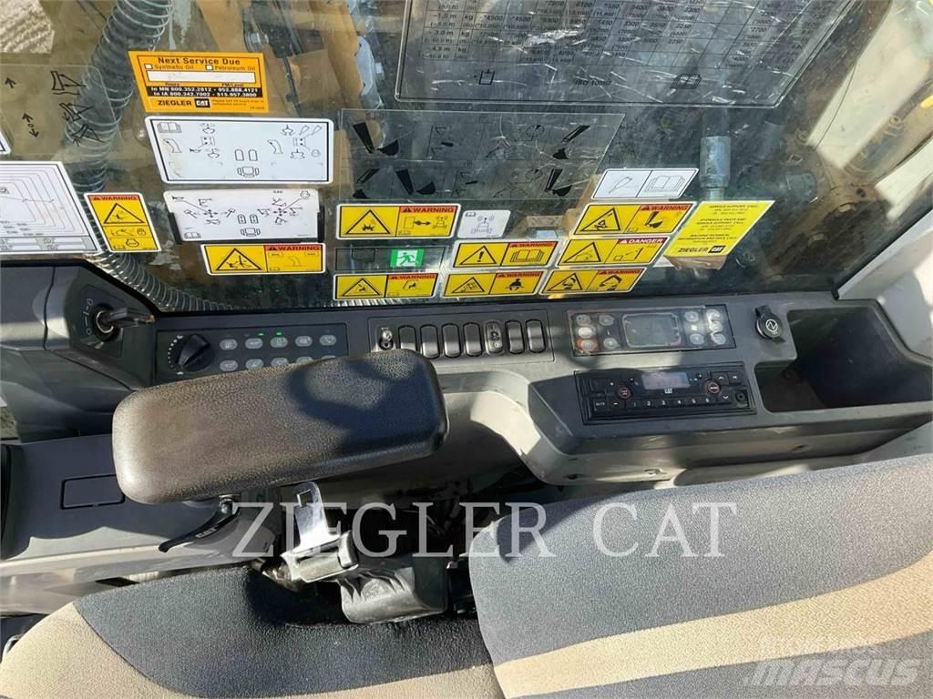 CAT 313F Koparki gąsienicowe