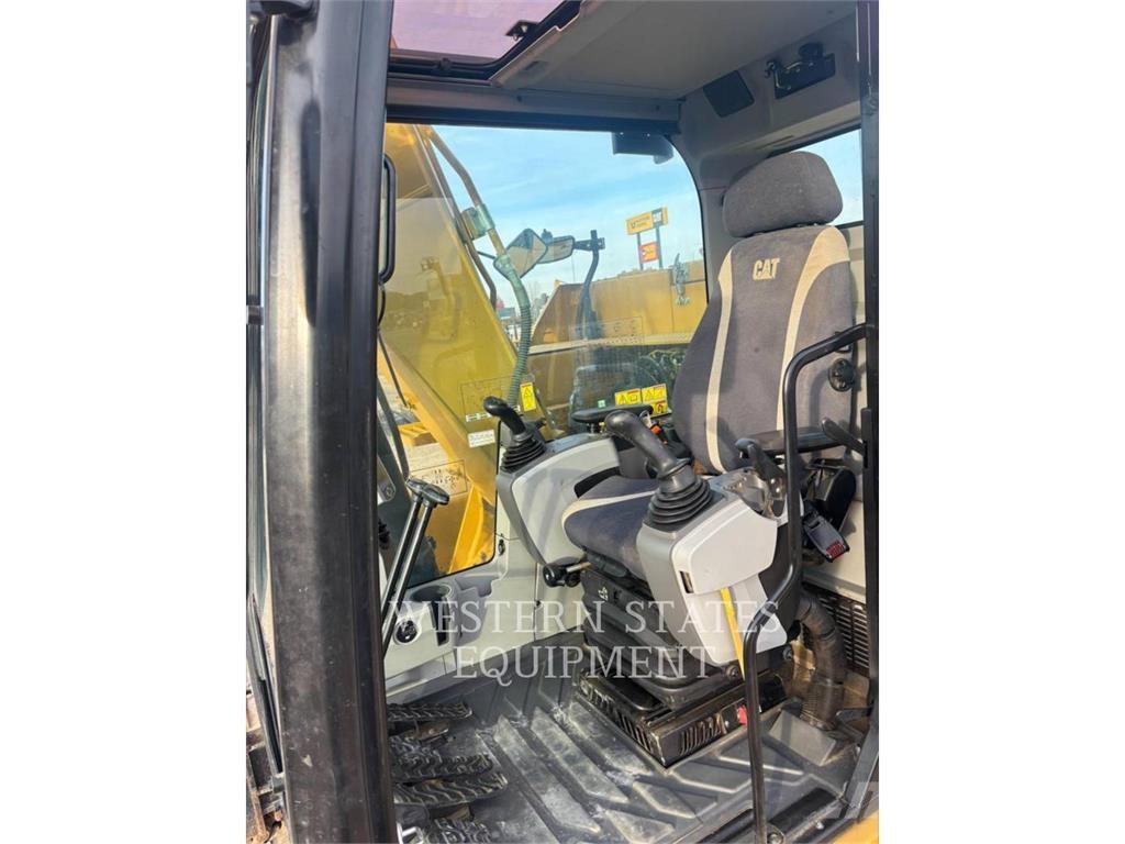 CAT 313F Koparki gąsienicowe