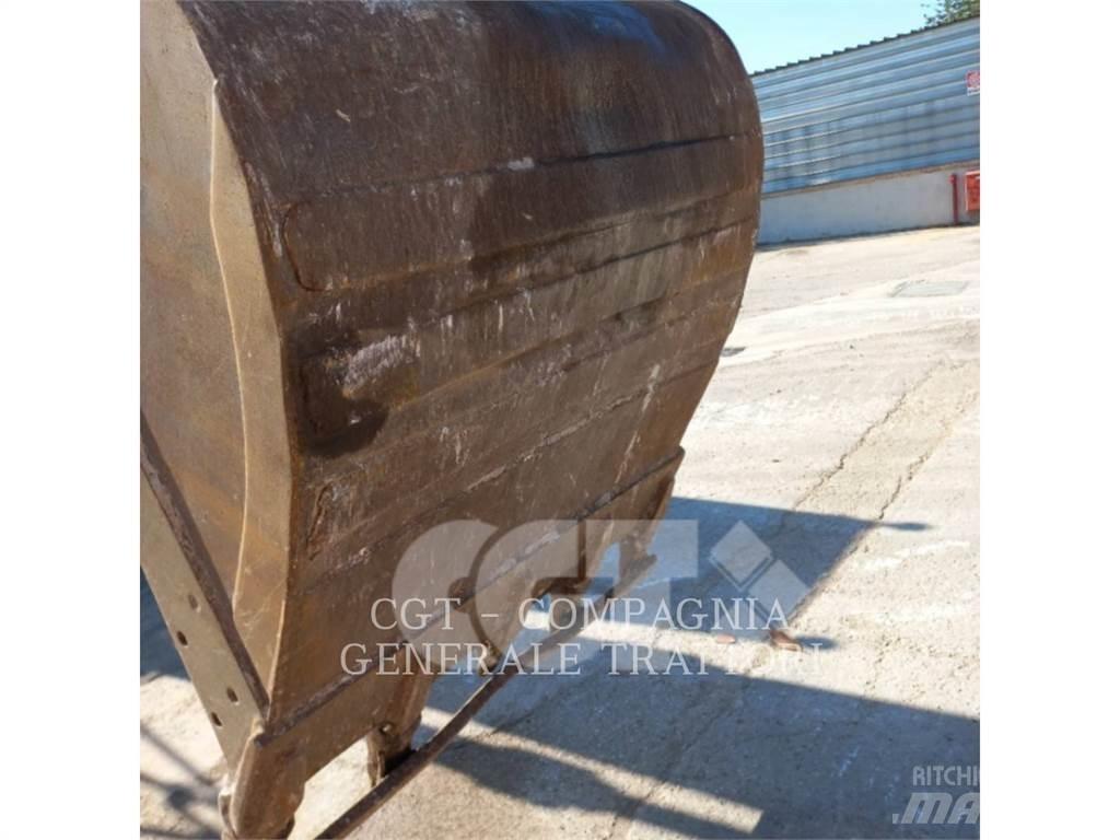 CAT 318F Koparki gąsienicowe