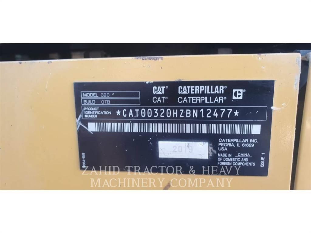 CAT 320 Koparki gąsienicowe