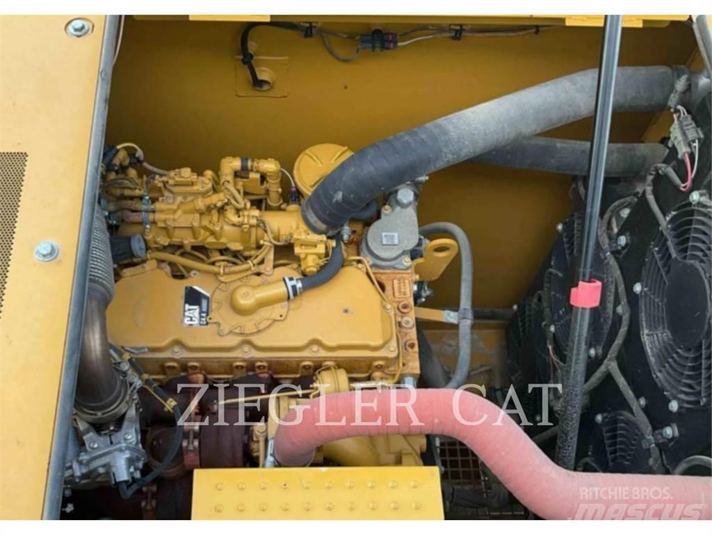 CAT 320 Koparki gąsienicowe