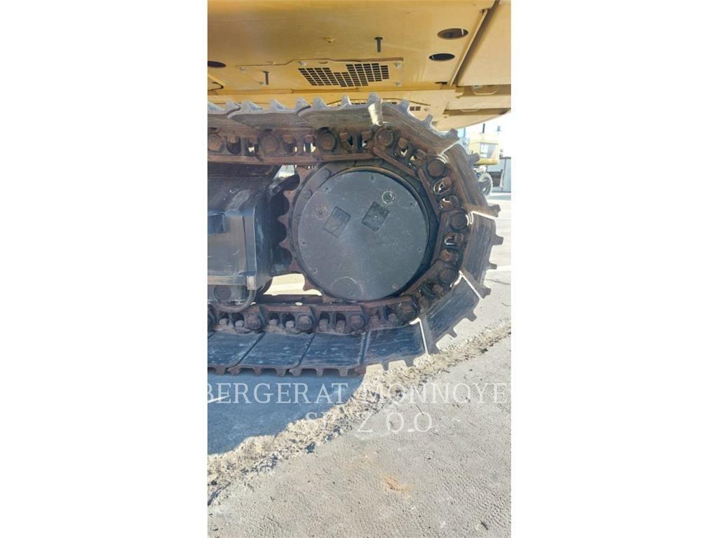 CAT 320 Koparki gąsienicowe