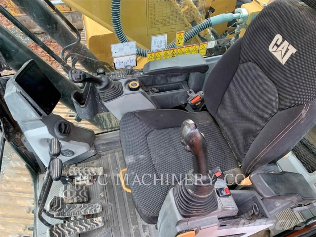 CAT 320 Koparki gąsienicowe