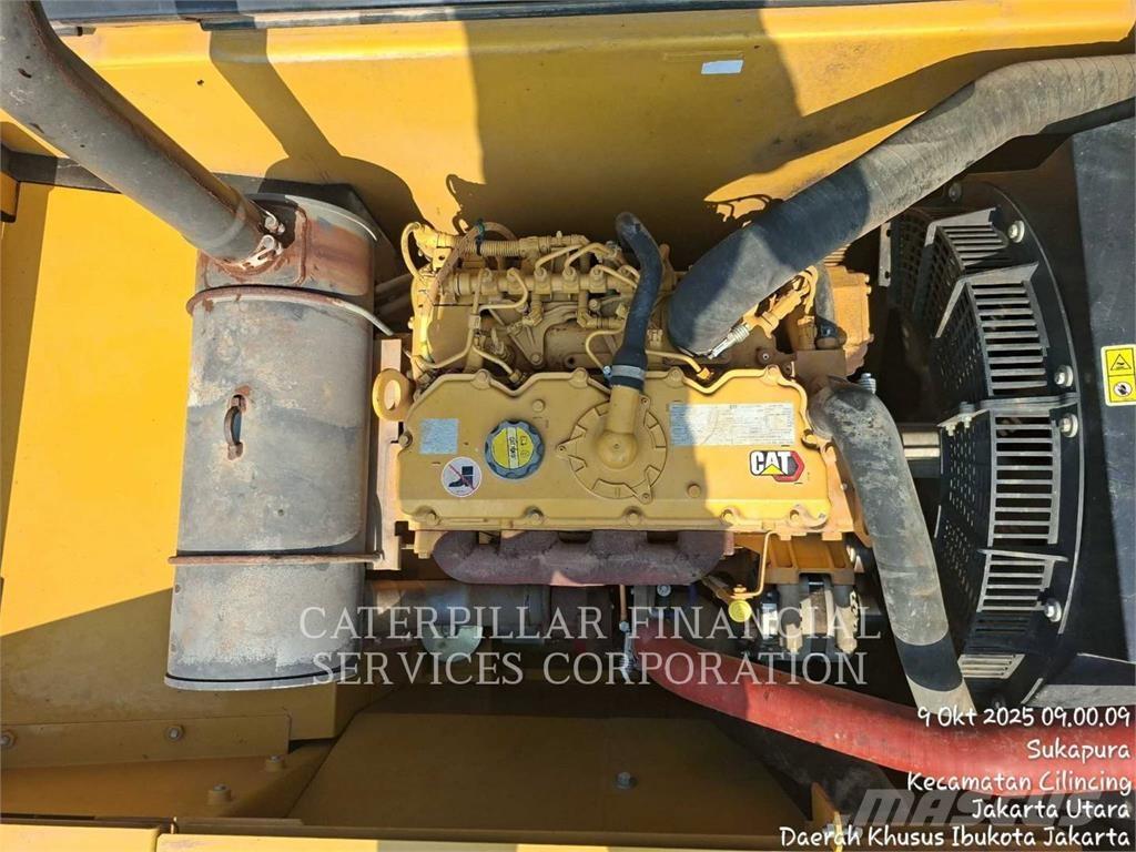 CAT 320-05GX Koparki gąsienicowe