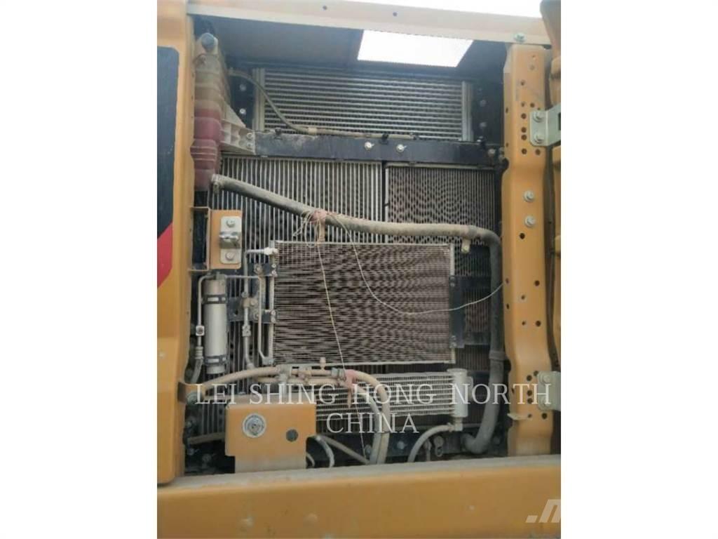 CAT 320-07 Koparki gąsienicowe