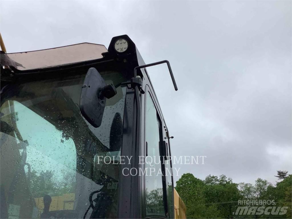 CAT 32007 Koparki gąsienicowe