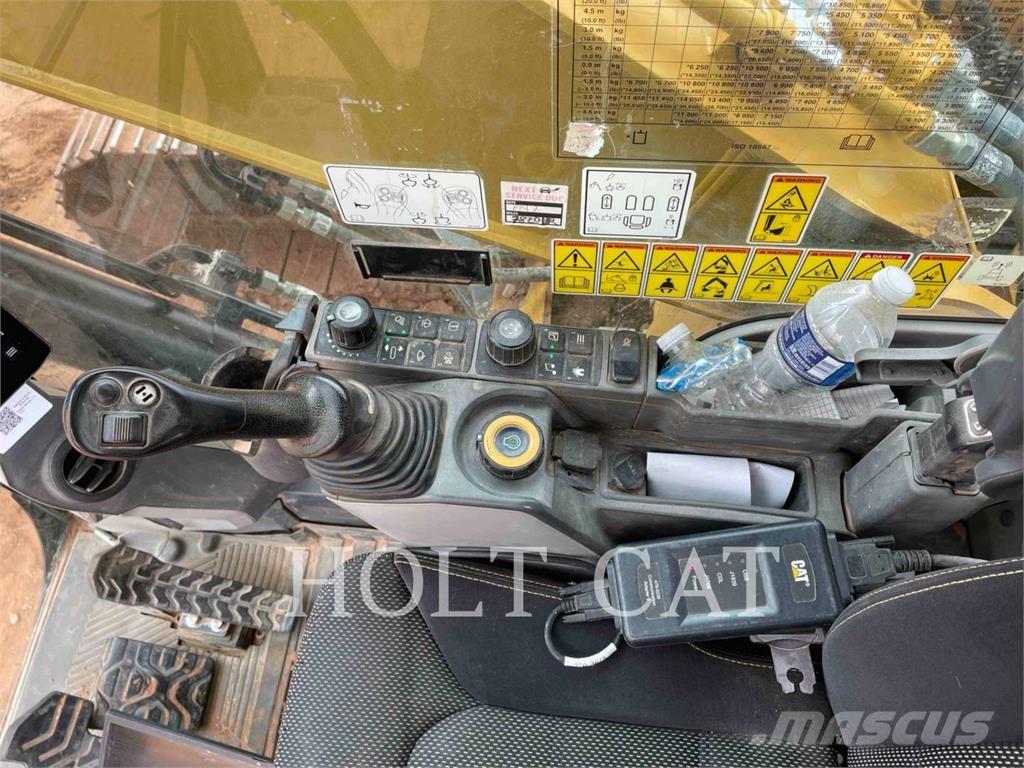 CAT 32007 Koparki gąsienicowe